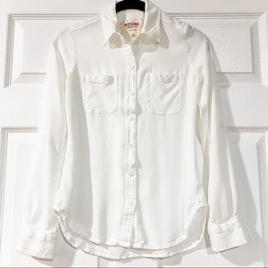 Mossimo button down with pockets